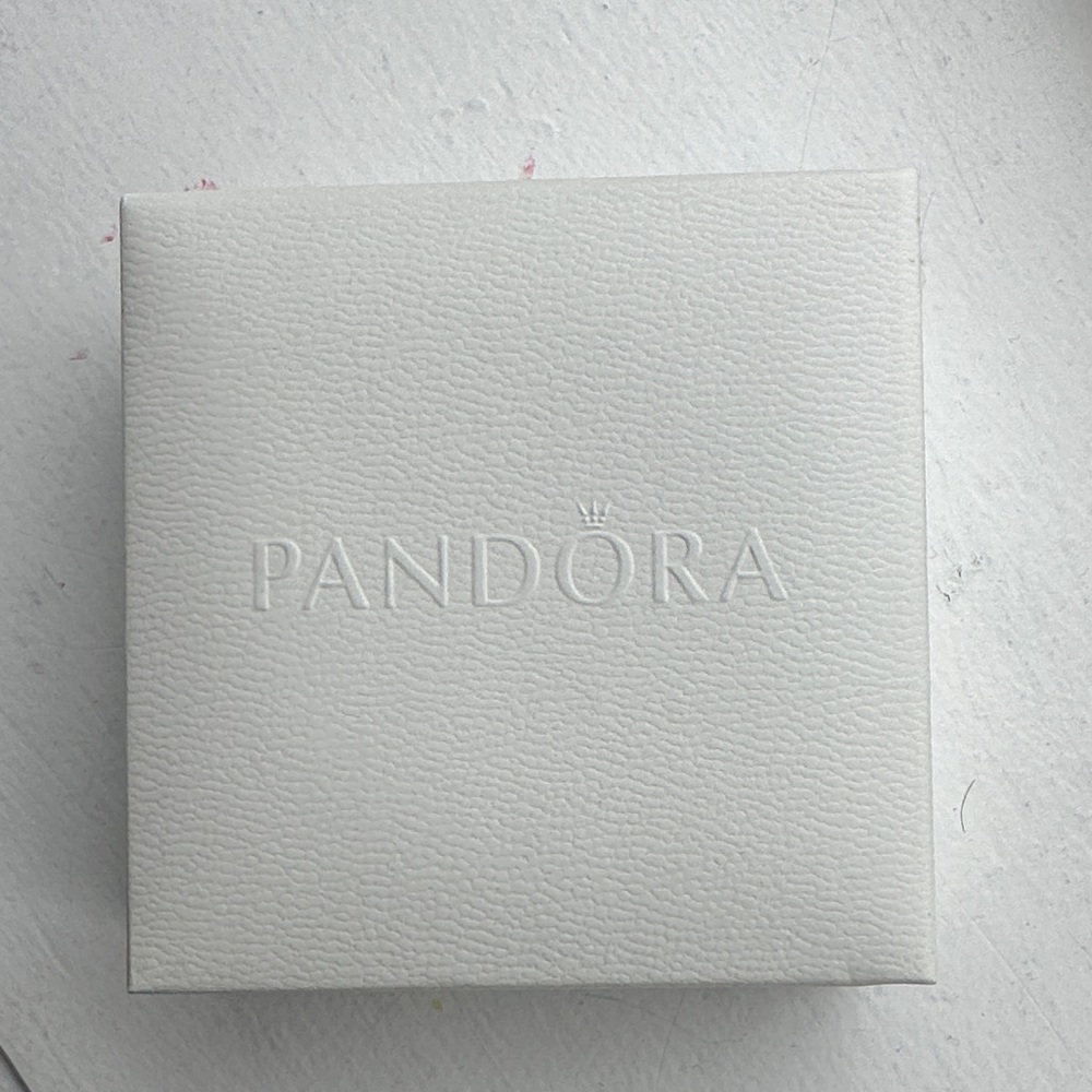 Empty Pandora Elegant White Box